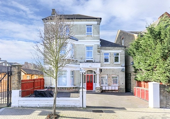 2 bedroom apartment to rent - Ouseley Road, London, SW12 - Property View 1