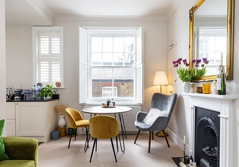 2 bedroom apartment to rent - Cyril Mansions, Prince of Wales Drive, London, SW11 - Property View 1