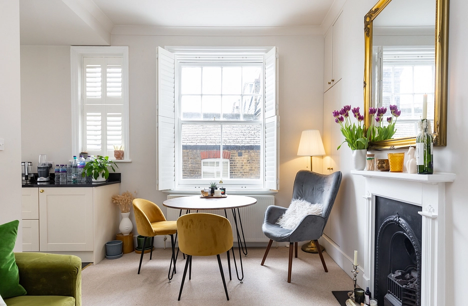 2 bedroom apartment to rent - Cyril Mansions, Prince of Wales Drive, London, SW11 - Property View 1