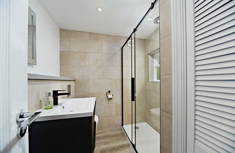 2 bedroom house to rent - Eversleigh Road, SW11