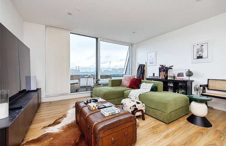 2 bedroom apartment to rent - Cornell Square, London, SW8