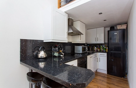 1 bedroom apartment to rent - Wandsworth Road, London, SW8