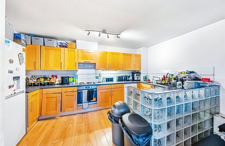 2 bedroom apartment to rent - Inverness Mews, Galleons Point, London, E16 - Property View 2