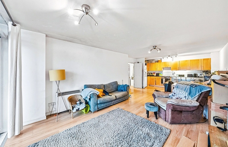 2 bedroom apartment to rent - Inverness Mews, Galleons Point, London, E16 - Property View 1