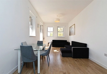 2 bedroom apartment to rent - Lynton House, 42 Albert Walk, London, E16 - Property View 1