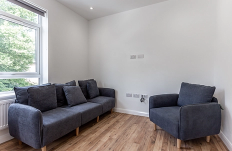 2 bedroom apartment to rent - Kings Parade, Askew Road, London, W12 - Property View 2