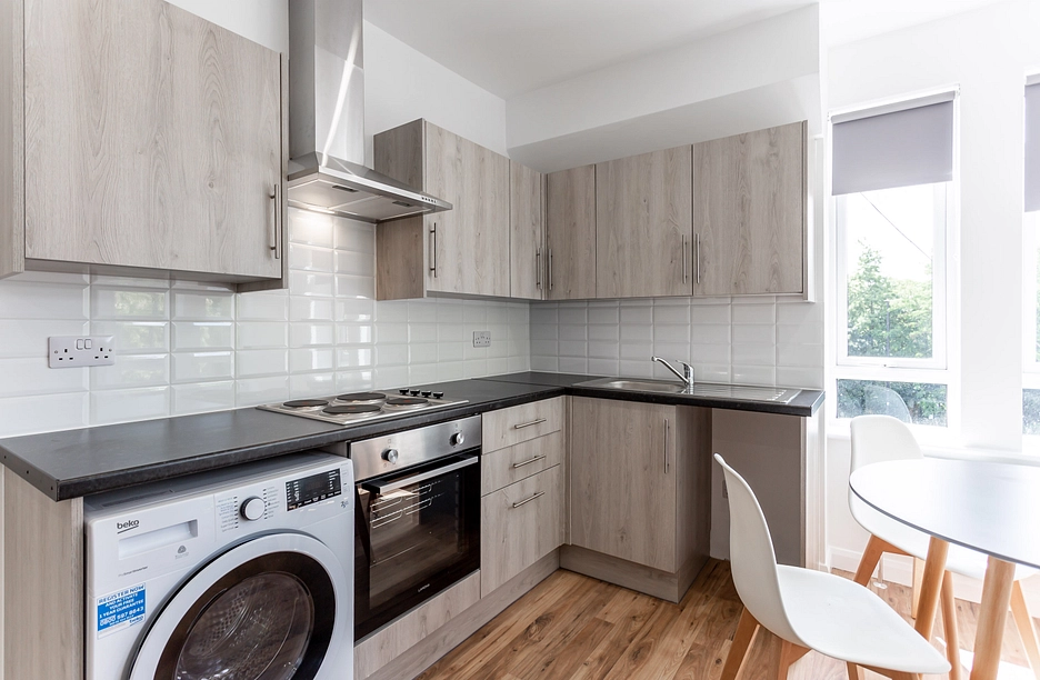 2 bedroom apartment to rent - Kings Parade, Askew Road, London, W12 - Property View 1