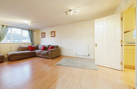 2 bedroom maisonette to rent - Amelia Close, London, W3 - Property View 2