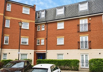 2 bedroom apartment to rent - Queensberry Place, Manor Park, E12 - Property View 1