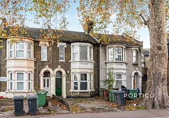 2 bedroom apartment to rent - Cann Hall Road, Leytonstone, London, E11 - Property View 1