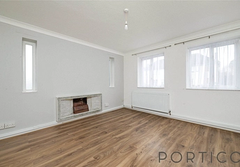 3 bedroom house to rent - Oaks Lane, Ilford, IG2 - Property View 1