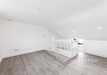 2 bedroom apartment to rent - Odessa Road, E7