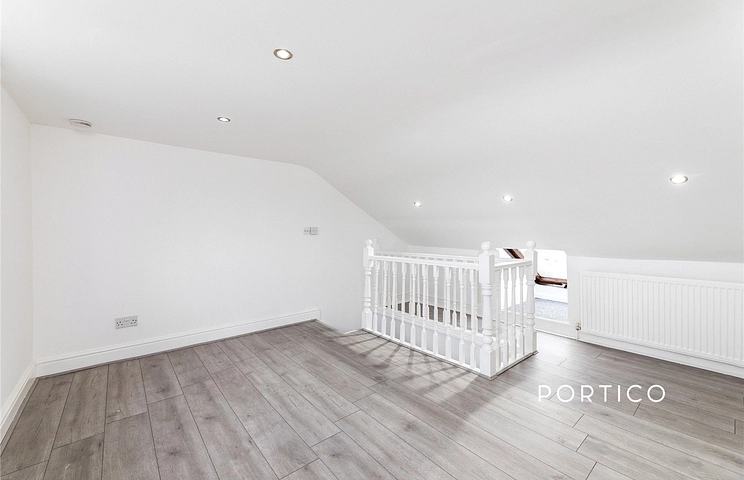 2 bedroom apartment to rent - Odessa Road, E7