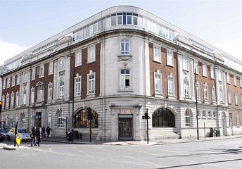 2 bedroom apartment to rent - The Quadrangle House, 84 Romford Road, London, E15