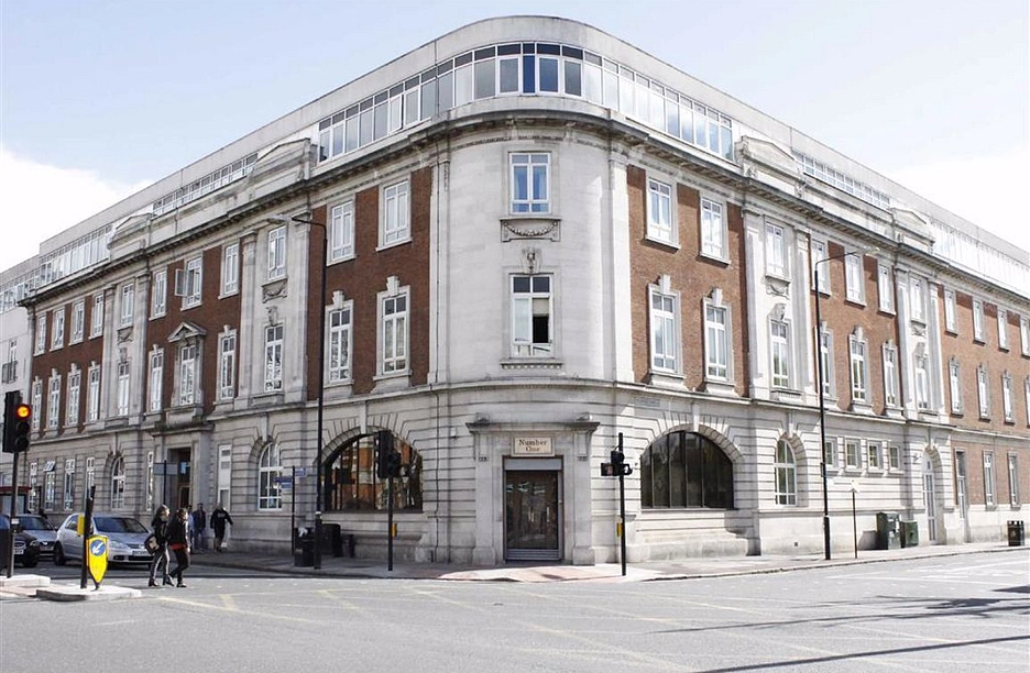 2 bedroom apartment to rent - The Quadrangle House, 84 Romford Road, London, E15