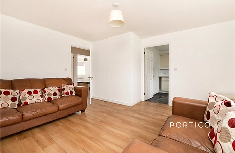 2 bedroom apartment to rent - Otter Close, E15