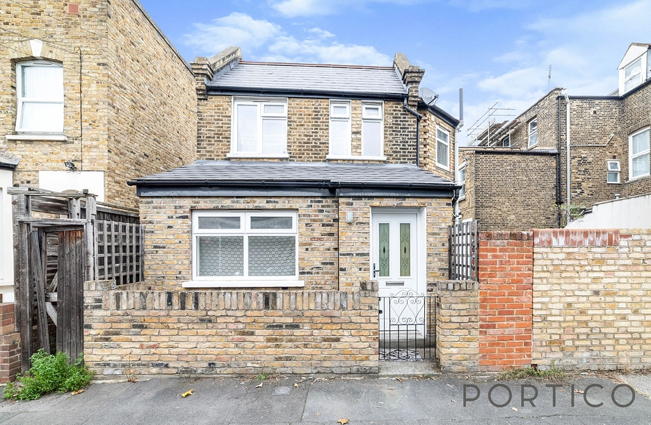 1 bedroom house to rent - Reginald Road, E7
