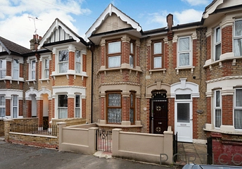 3 bedroom house to rent - Denbigh Road, London, E6 - Property View 1