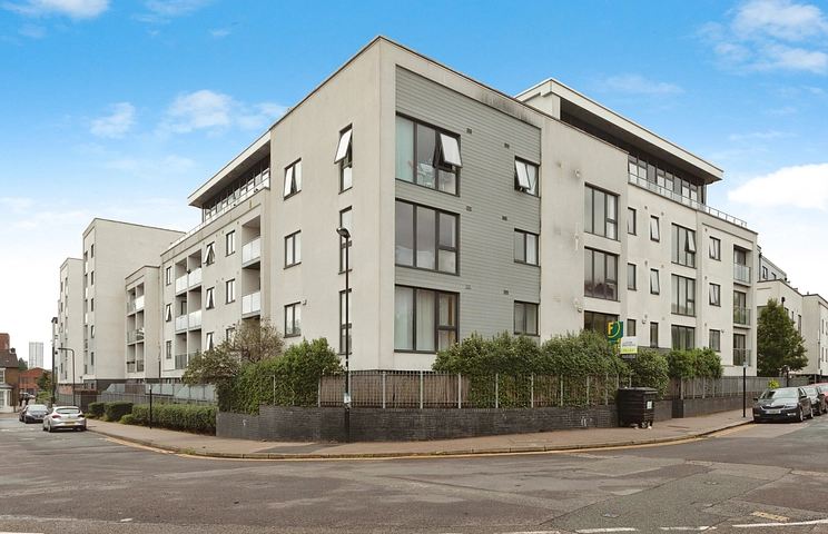 1 bedroom apartment to rent - Hillyfield, London, E17 - Property View 1