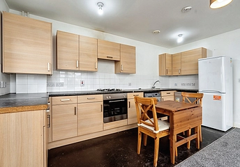 2 bedroom property to rent - Caley Court, 12 Erskine Road, London, E17 - Property View 1