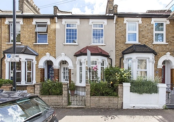 3 bedroom house to rent - Marten Road, London, E17 - Property View 1