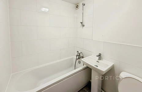 1 bedroom apartment to rent - Coppermill Lane, London, E17
