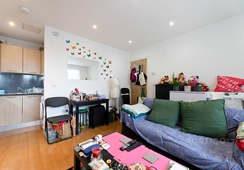 1 bedroom apartment to rent - Raglan Road, London, E17 - Property View 1