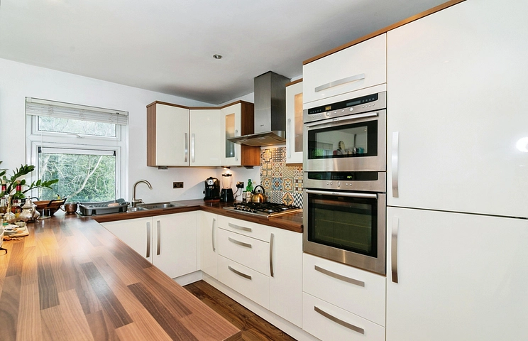 1 bedroom apartment to rent - Linnett Close, London, E4 - Property View 1