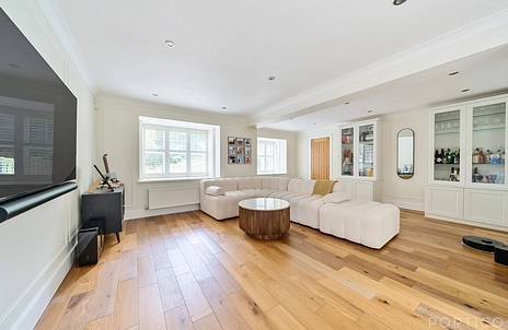 4 bedroom house to rent - Elderberry Close, IG6 - Property View 3