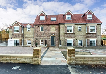 2 bedroom apartment to rent - The Croft, 191 Whitehall Road, Woodford Green, IG8 - Property View 1