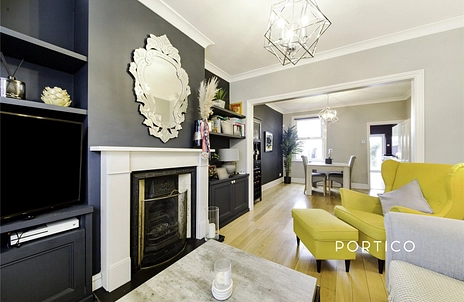 2 bedroom house to rent - Stoneycroft Road, Woodford Green, IG8 - Property View 2