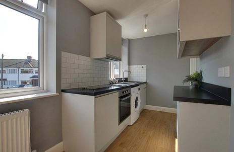 1 bedroom apartment to rent - Chigwell Road, Woodford Green, IG8