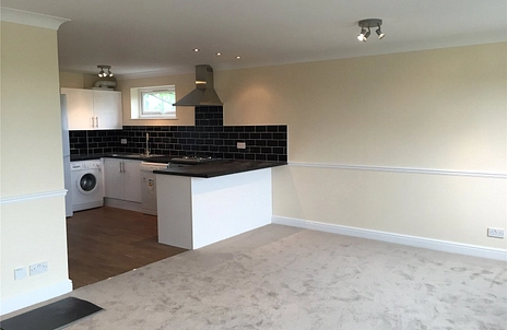 2 bedroom apartment to rent - High Road, Woodford Green, IG8 - Property View 2