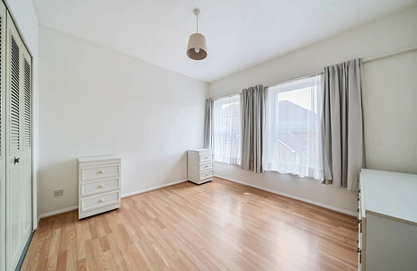 1 bedroom apartment for sale - Forest Road, London, E17