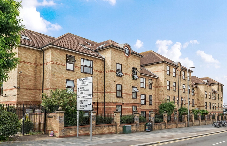 1 bedroom apartment for sale - Forest Road, London, E17