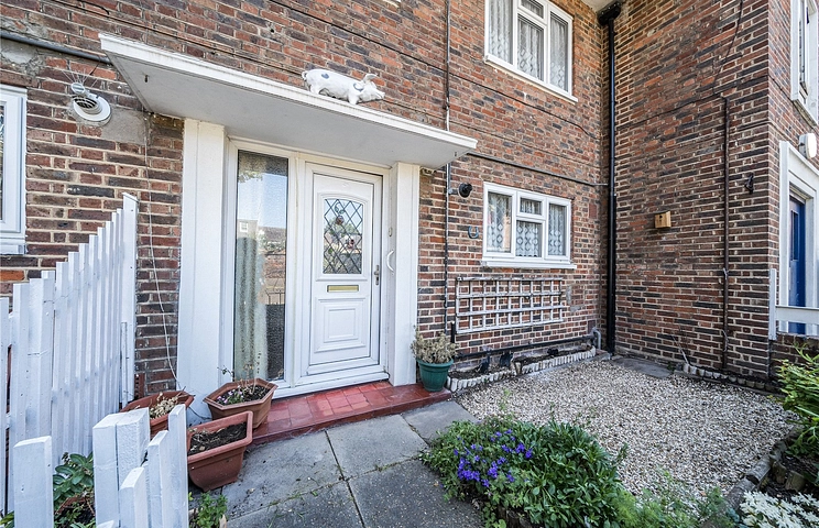 2 bedroom apartment for sale - Matlock Road, London, E10