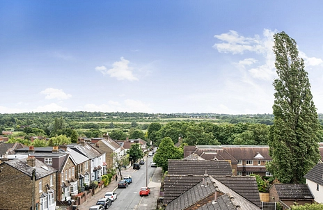 2 bedroom apartment for sale - Lower Queens Road, Buckhurst Hill, Essex, IG9