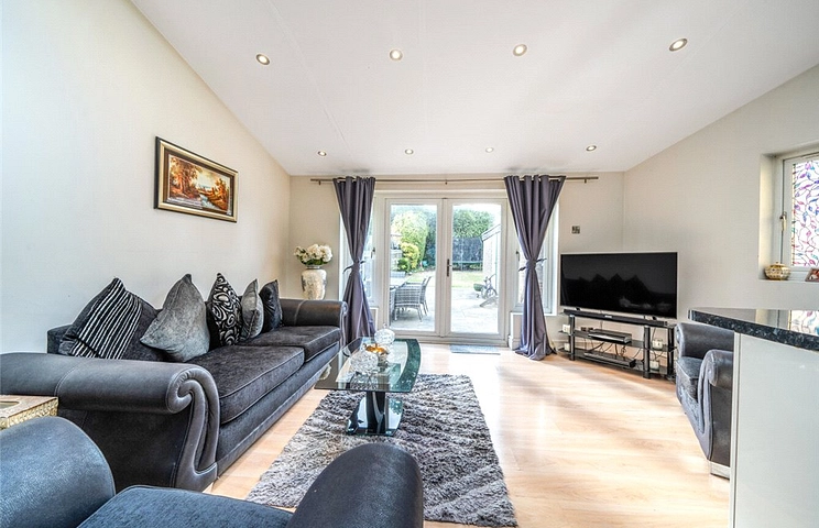 3 bedroom house for sale - St. Barnabas Road, Woodford Green, IG8
