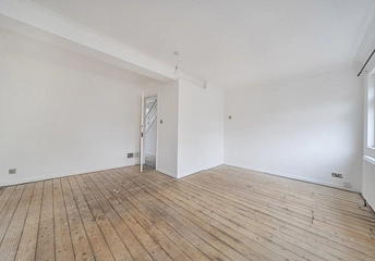 3 bedroom house for sale - Ford End, Woodford Green, IG8 - Property View 1