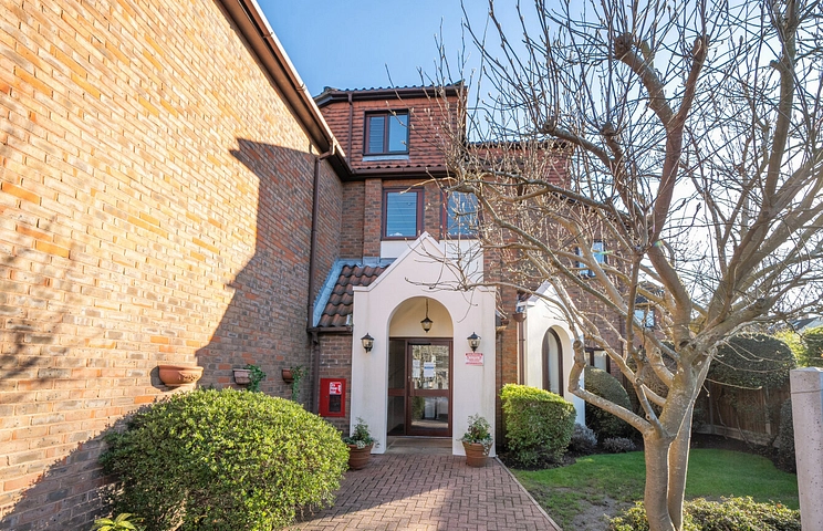 1 bedroom apartment for sale - Chingford Lane, Woodford Green, IG8