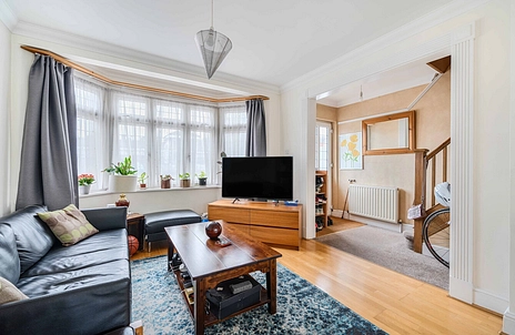 3 bedroom house for sale - Chigwell Road, Woodford Green, IG8