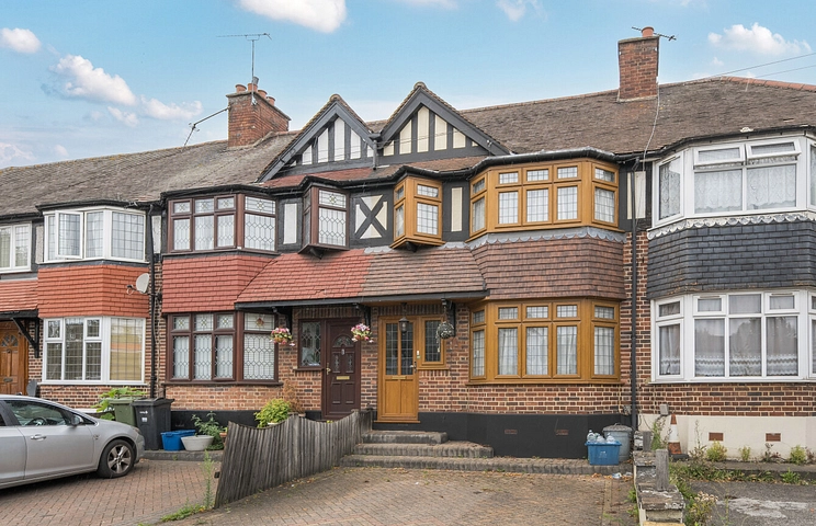 3 bedroom house for sale - Chigwell Road, Woodford Green, IG8