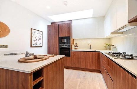 4 bedroom house for sale - Lynwood Close, London, E18